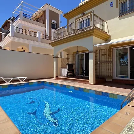 Mit Privatpool Fuer 6 Personen Ca 250 Qm In Nerja, Andalusien Costa Del Sol * נרחה